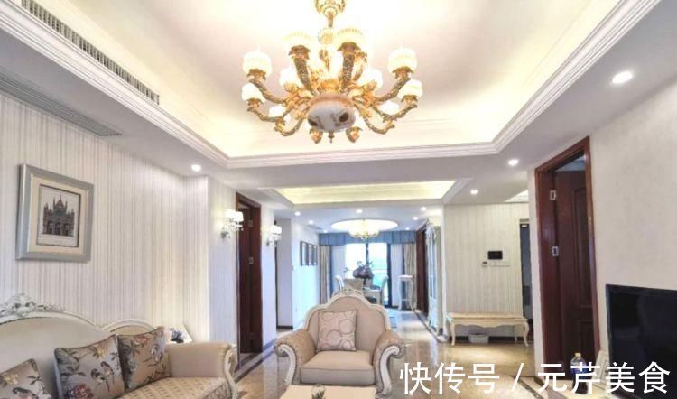 主卧室|132㎡轻奢三居室,南北通透双阳台,朋友说这套房子可以打99分