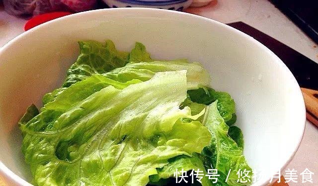 豆瓣酱|晚上来一碗水煮肉片,香辣可口,美味无比,好好过把瘾!