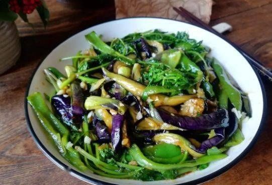 16道家常小炒的做法，家里来客人必备！