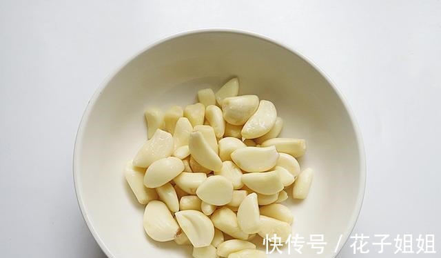 红辣椒|香辣过瘾的辣炒肥肠,越辣越想吃,开胃下酒又下饭,美味嘎嘎香!