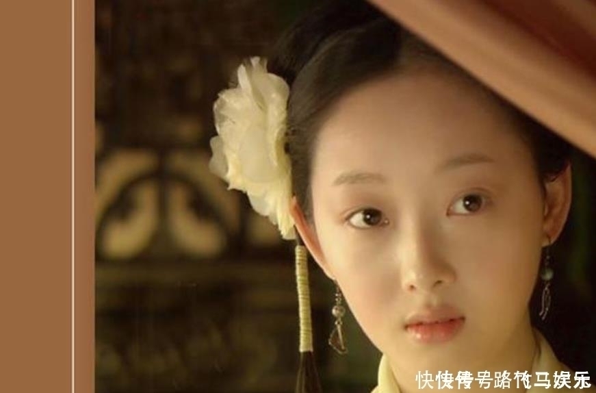 乾隆皇帝@她是林黛玉的原型,后嫁雍正做皇妃,与曹雪芹往来遭乾隆皇帝怒斥