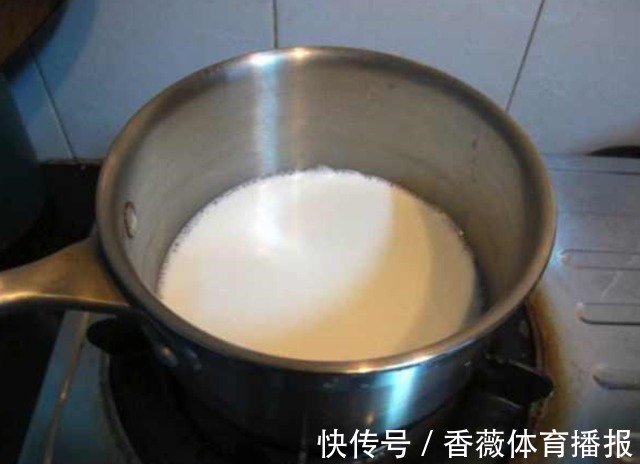 不宜|为什么不建议女性每天喝牛奶?提示:记住四点,牛奶喝起来更营养