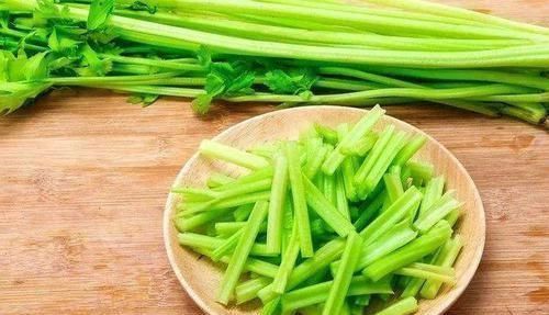 纤维素|每天晚上坚持吃三种食物，清理肠胃，滋补身体，早吃早受益！