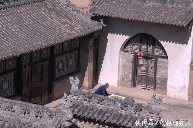 小巷|传说中的“西北第一豪宅”,藏身偏僻山沟,创建者竟是十几岁少年