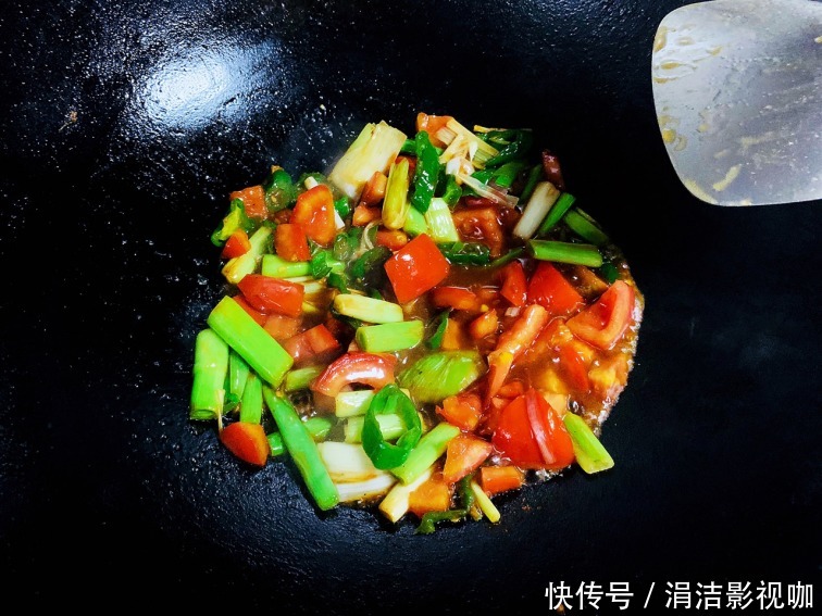 下饭|秋天要润燥,那就别错过它,做法简单还下饭,隔三差五做1次