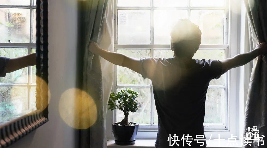 木心$独处不是孤独，而是一种能力