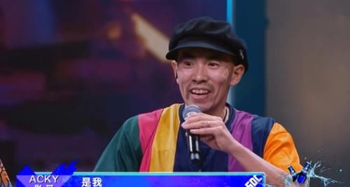 街舞4|《街舞4》54組舞者表演，隊長擔任裁判，王一博的謙虛提升好感