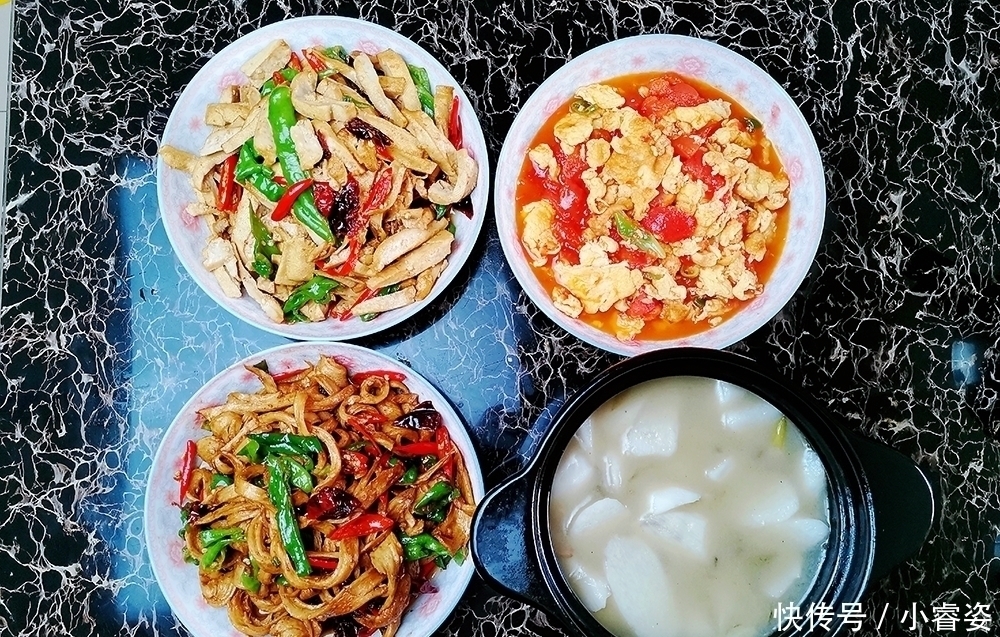 红烧茄子|晒晒我家年后的一周素食晚餐，好吃不长肉，在家宅7天，瘦了半斤