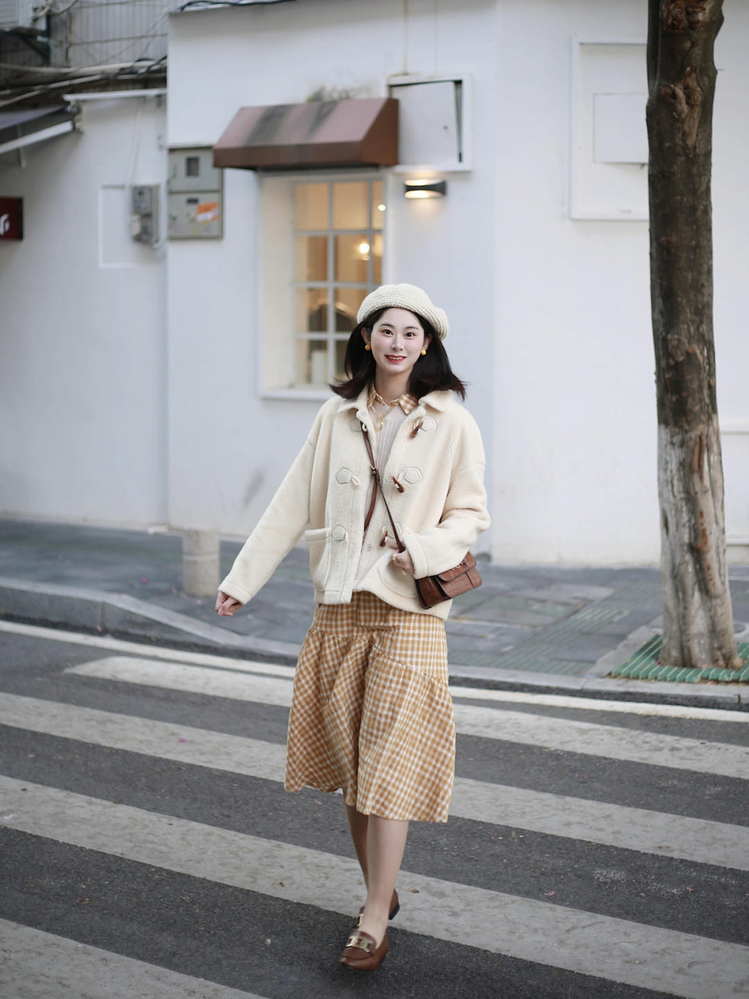 外套 暖和舒适的羊羔绒外套你get了吗?白色温柔大气,穿出软糯糯感