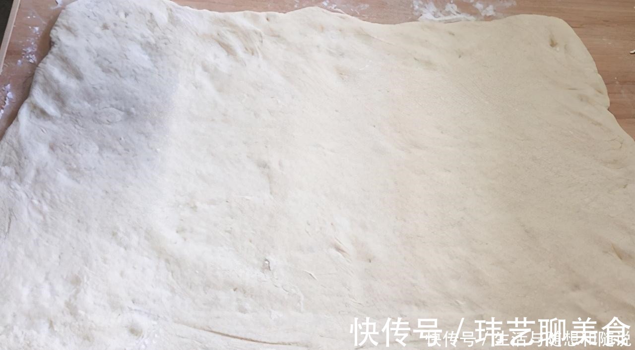 冬天早餐要吃好吃饱,爱上发面葱花饼,筷子一搅,出锅蓬松又暄软