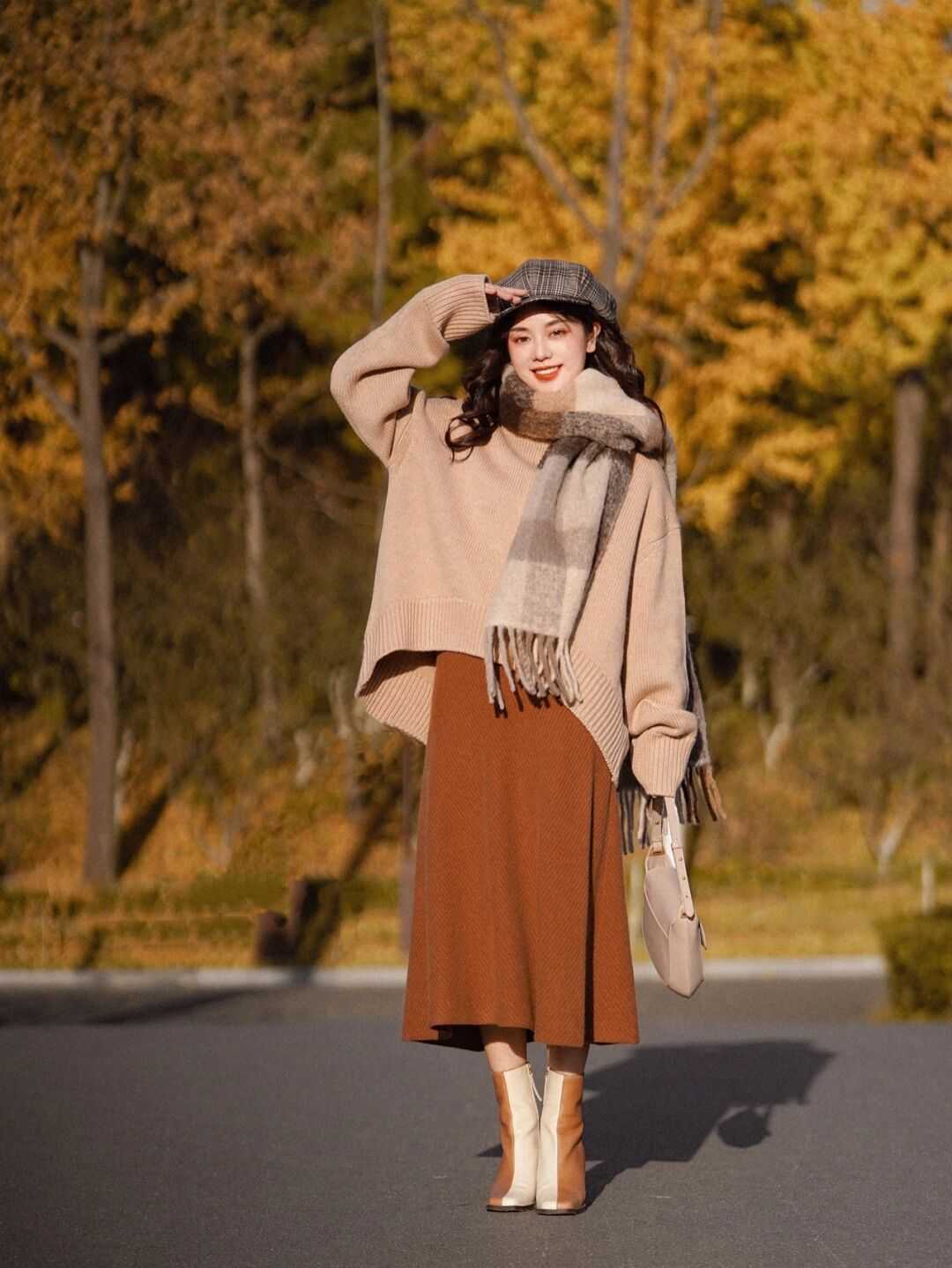 自然色|天冷了,为什么建议“毛衣搭配半身裙”,时髦精们的示范给你答案
