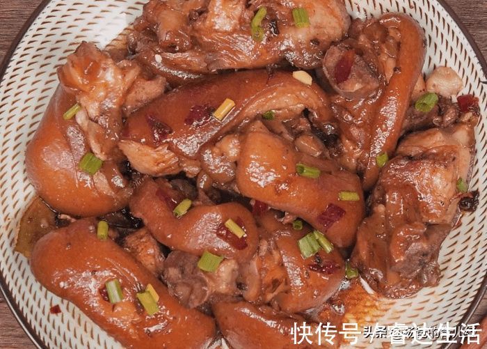 美味|猪蹄这样做太好吃，软烂入味，3步上桌，美味又营养的育儿美食