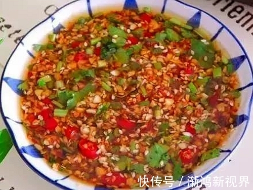 彩椒|好吃不长肉的下饭菜,炖的入味,炒的鲜香,再来一盘蘸酱,完美!