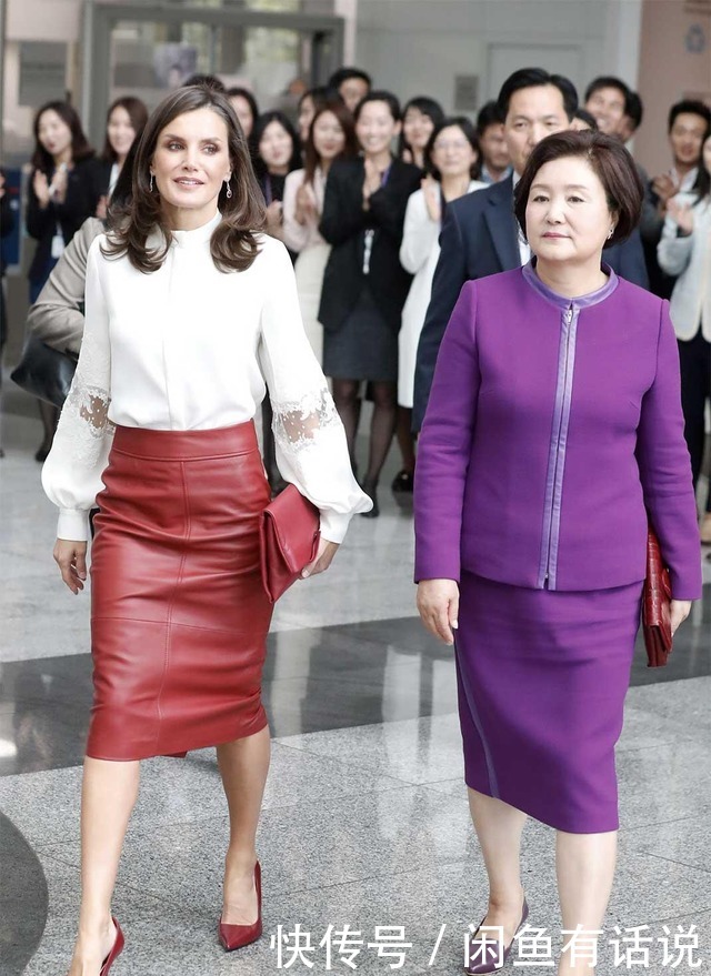 同款|梅根与莱后穿同款皮裙,一个微胖一个90斤不到,气质却不相上下