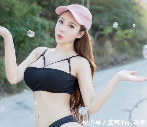  干练|优雅干练的比基尼泳衣美女，令人赏心悦目