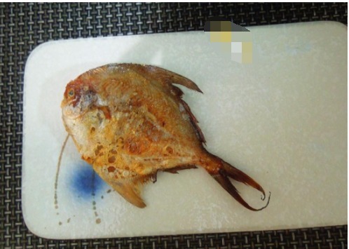 鲳鱼这么煎又香又酥,保证皮不破、肉不散,老公下酒最爱