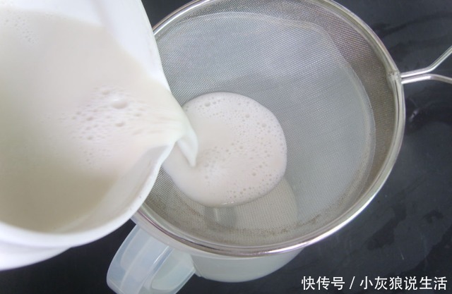 身体|牛奶和酸奶哪个对身体更好？或许看完之后，你就知道该如何选择了