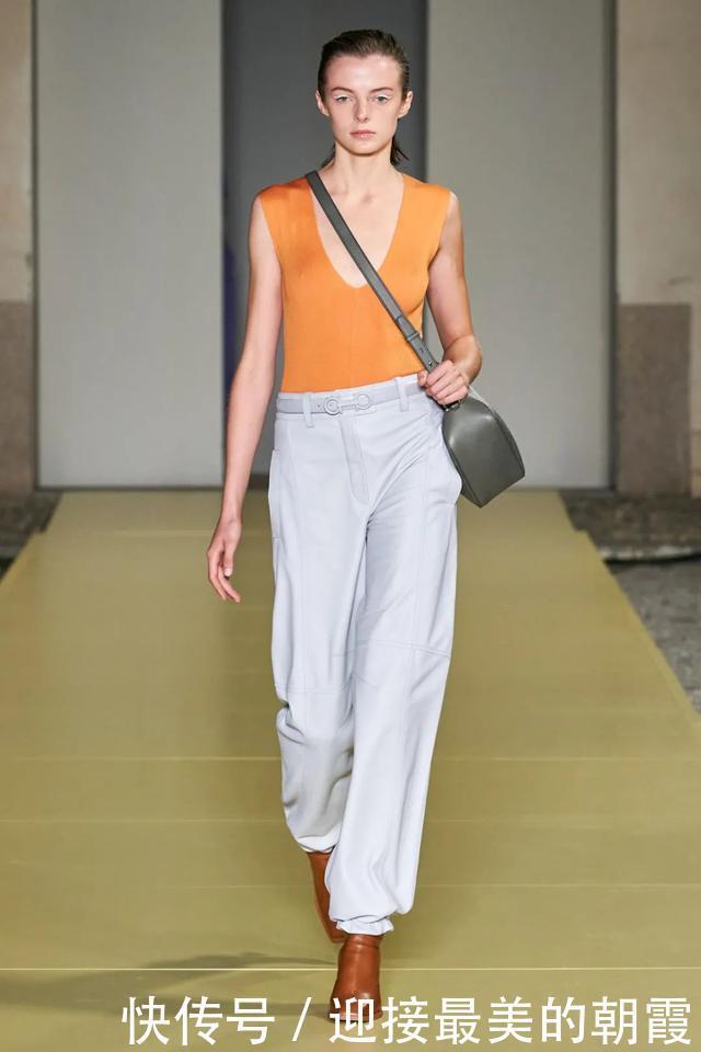 时装周|换季不知道买什么跟着时装周买