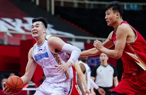 主教練|北京隊陣容大洗牌!秦曉雯、雅尼斯目標一致,確定拋棄4位CBA名將