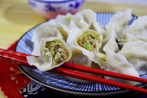  过年饺子，大人孩子点名吃这馅，食材三样百财来，味道鲜美全家爱