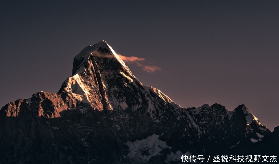 中年|世界最高峰早已被征服,为何玉龙雪山至今无人登顶?来长知识!