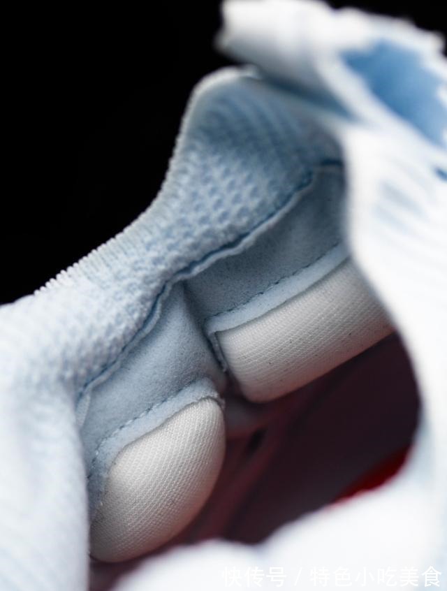 boost 顶级缓震+超高颜值!adidas憋了一年的大招悄悄登场!