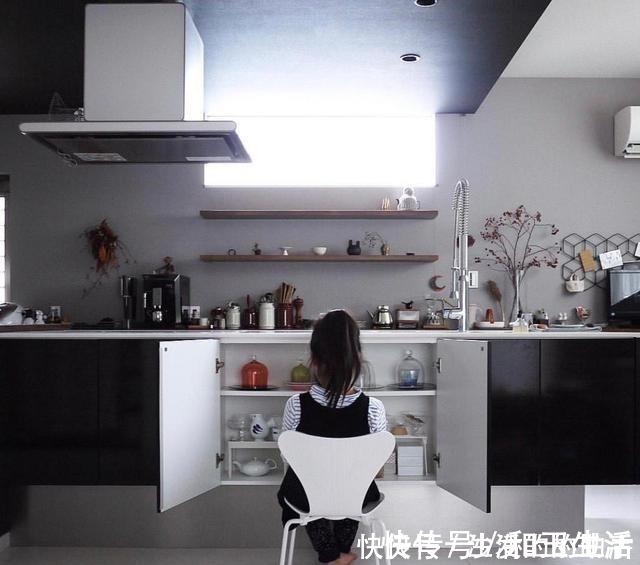 收纳|她家的厨房,井井有条,每个家居细节都处理得细致周到,受益匪浅!