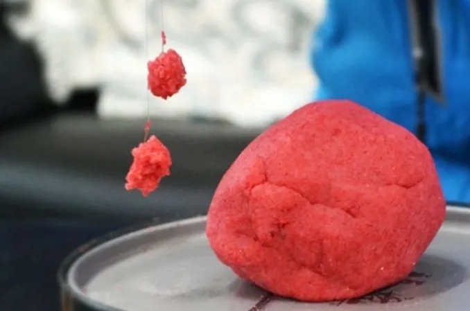 时隔多年，只要用这2种饵，大鲫鱼狂咬不断，小药压根比不上！