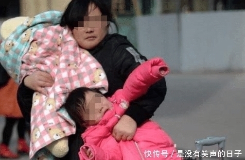 孩子|“新型把尿”蔓延,正在伤害孩子排尿系统,但年轻家长却前赴后继