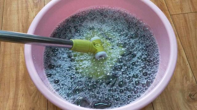 怎么拖地更干净几样东西混起来,地板干净又省事