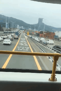 |搞笑GIF:这是谁家的闺女