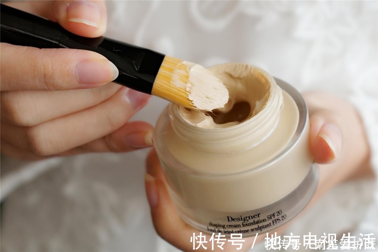 粉底液|开春底妆不能输,底妆不浮不卡的方法大推荐