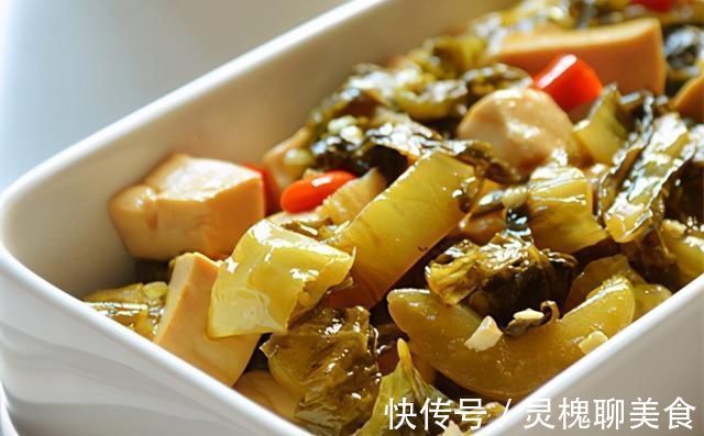 酸菜|腌酸菜,别只会加盐了,牢记这3招,酸菜又酸又脆,放一年也不坏