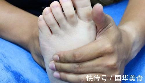 养生|肝脏很喜欢的养生动作，每天5分钟，疏通肝血，肝气不郁结