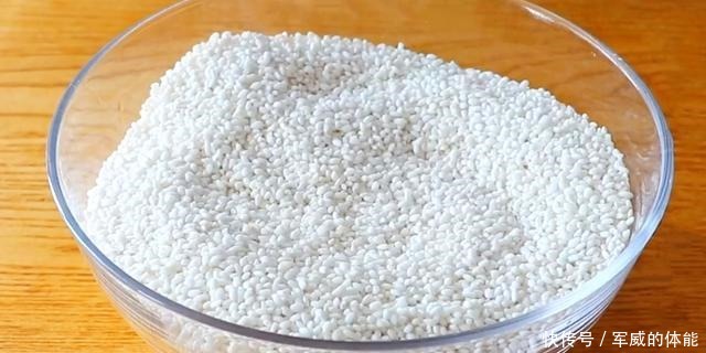 糯米和它搭配一起吃,香甜软糯,隔三差五吃一回,孩子个子蹬蹬长