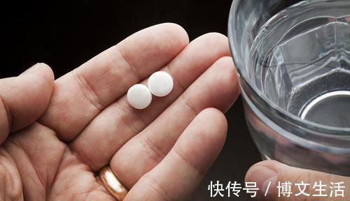 服用降压药|高血压患者每天都要吃降压药,一旦出现副作用,应该怎么处理