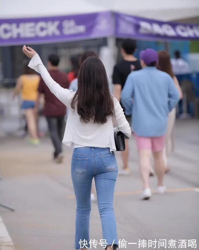 身材","m":"5e1db306ea925554730df6489a8e2aa462b29724","nlabel":"stat_3044503230:zm.news.so.com:5aaD55qE55S15b2x5LiW55WM,pageType_zmt,glevel_3","ntag":"tfashion;sfashion_时尚;kfashion_1:打底裤;cfashion_P:时尚:针织毛衣:针织