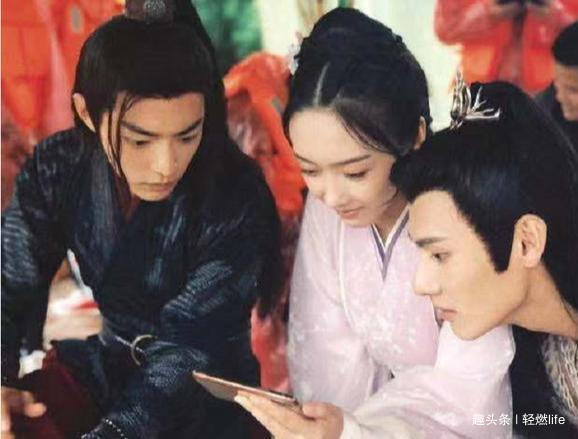 肖战经常陪她打游戏,王一博会带她骑摩托,她人缘是有多好