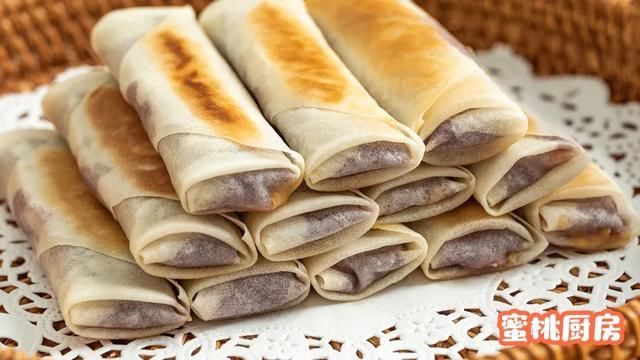 芝士|我一口气连吃5个！又酥又软一咬爆浆，2分钟就能学会这做法