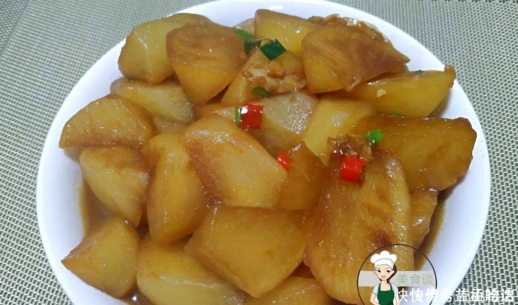 此菜几毛一斤,虽然不起眼,但维生素C比梨高10倍,滋补赛人参