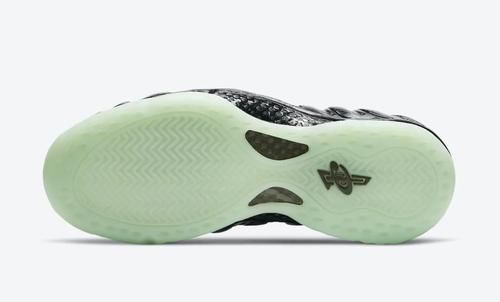 不再鸽了!全明星喷 Foamposite One 发售日期确定!