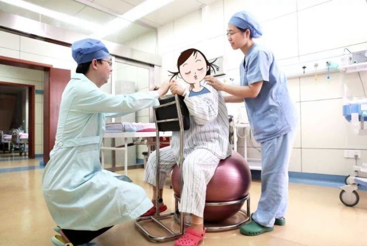 助产神器|生孩子时，产妇自己使劲儿就够了吗？不，三种“助产神器”有妙用