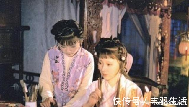 宝玉&曹雪芹早已埋下伏笔,黛玉三个丫鬟名字,便是关于黛玉死亡的暗示