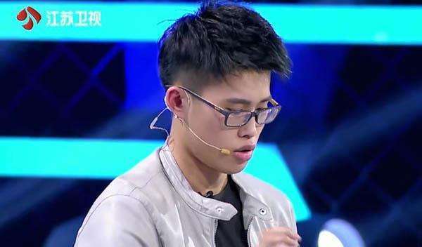 站隊(duì)|《最強(qiáng)大腦》王德才再發(fā)聲，表示不站隊(duì)，心疼鮑云