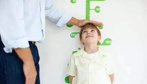 身高|孩子以后会不会长高,身上3个特征暗示很明显,不用等到娃长大