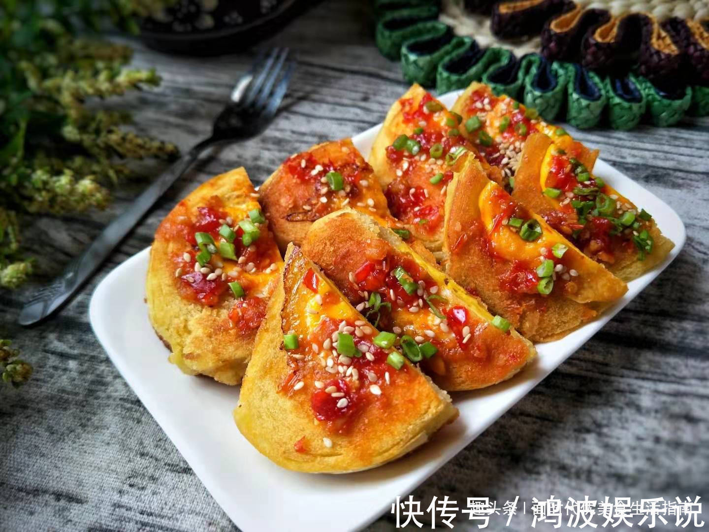 鸡蛋|一个剩馒头，四个鸡蛋，锅里一扔，营养美味又简单，孩子超喜欢吃