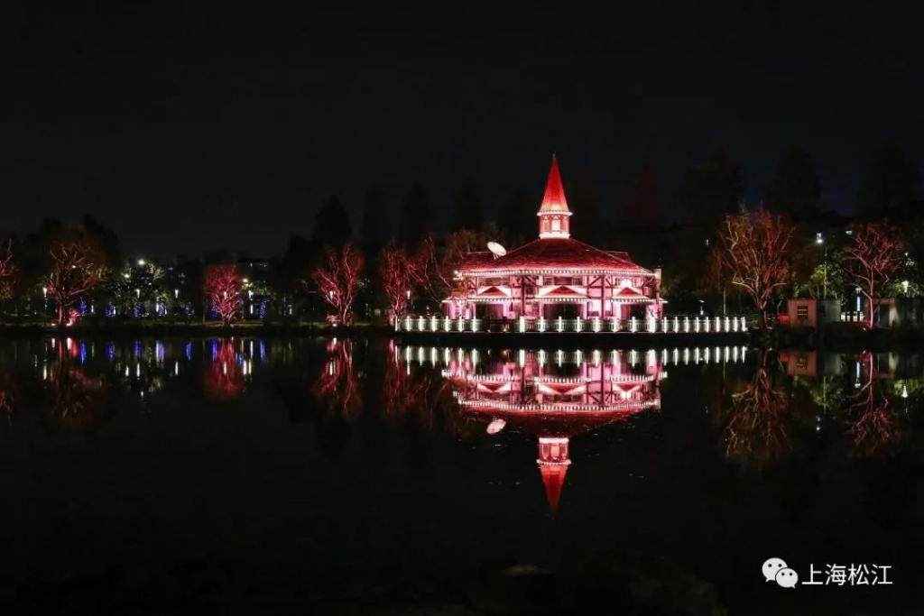 松江这两座公园的夜景迷人，跟着美图云游览！