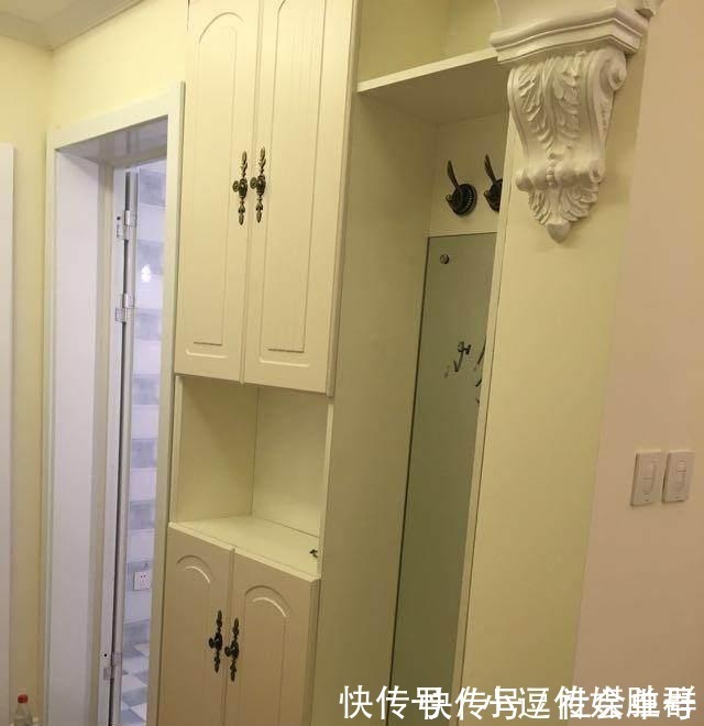 柜子|老婆嫌新房没飘窗,让木工在阳台打了一圈柜子,瞬间多出一间房!