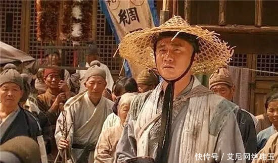 朱元璋|大臣被朱元璋封为公爵,死后身穿龙袍,但一直说自己是个农民