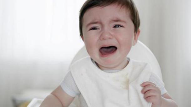 婴儿|孩子在三岁之前,这几种辅食不可以吃,不仅没营养,还影响发育